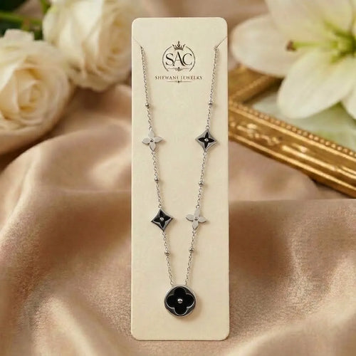 Clover Necklace